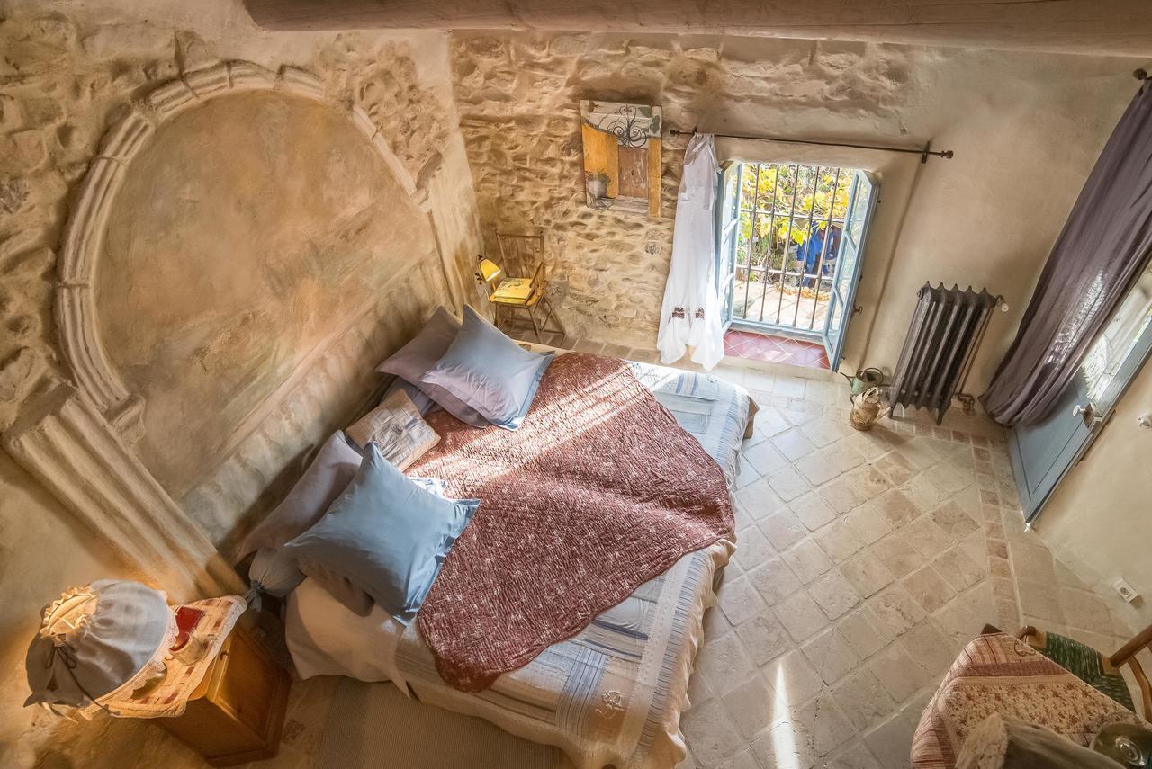 Chambre D'Hotes Au Coquin De Sort Везон-ла-Ромен Экстерьер фото